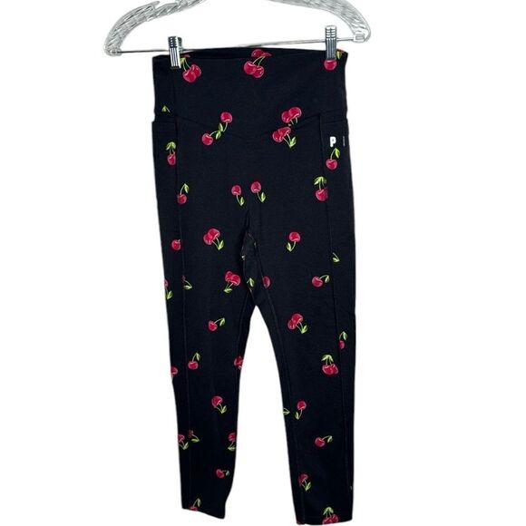Victoria Secret Pink Ultimate Cherry Print Side Pocket Leggings. Size Small. - Picture 1 of 7